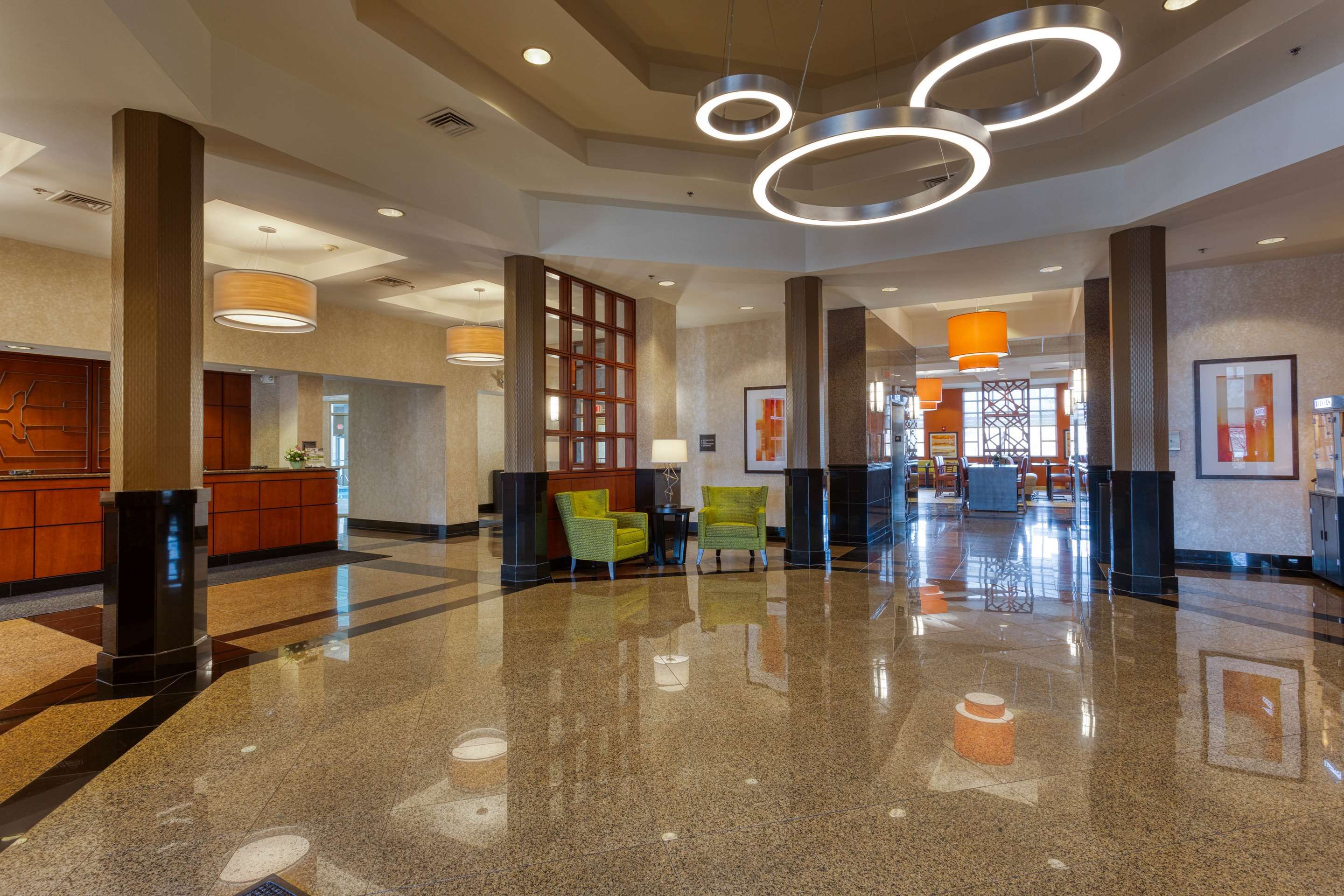Drury Inn & Suites Indianapolis Northeast thumbnail 3