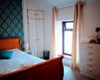 Spacious 4-bedroom house in lovely Wexford with WiFi - Wexford - Sovrum