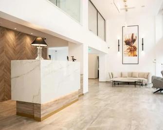Alexia Hotel Apts - Larnaca - Front desk