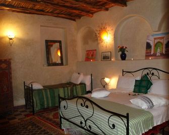 Riad Chakir Mogador - אסאוירה - חדר שינה