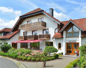 Rhön Hotel Sonnenhof - Restaurant & Café - Poppenhausen