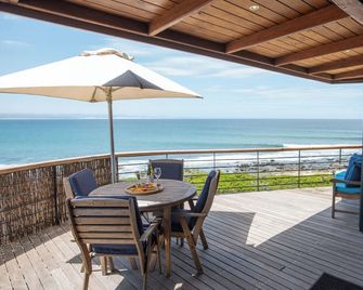 African Perfection 1 - Jeffreys Bay - Balkon
