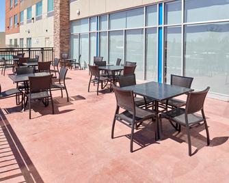 Holiday Inn Express & Suites El Paso East-Loop 375 By IHG - El Paso - Restaurant