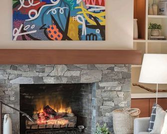 Island Luxury Oceanside Estate by Emr Vacation Rentals - Saanichton