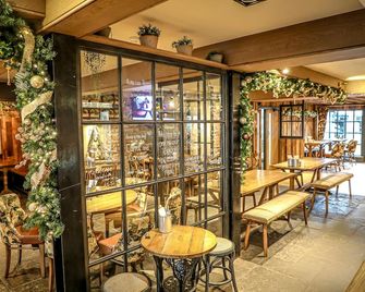 The Pooley Bridge Inn - Penrith - Bar