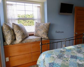 Enjoy Fresh Ocean Breezes, No Crowds In Small Community Setting - Bodega Bay - Habitación