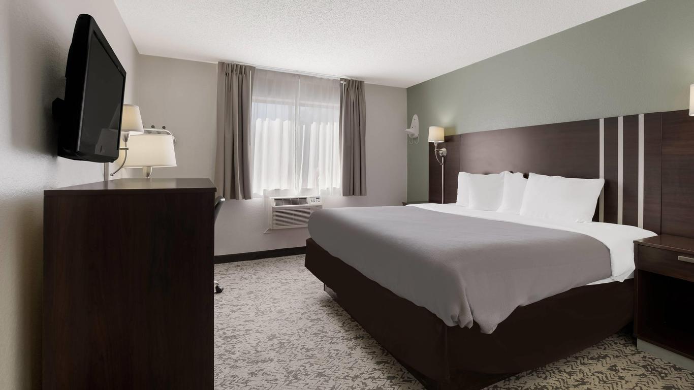 Quality Inn Hall of Fame