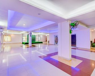 Fabhotel Pushpa Grand - Shamshabad - Lobby