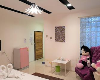 Hi-So Resort Hotel - Lop Buri - Sala de estar
