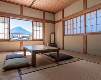 Hostel Michikusa-Ya - Fujikawaguchiko