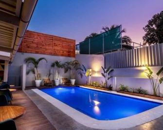 Joli Guesthouse - Maputo - Pool