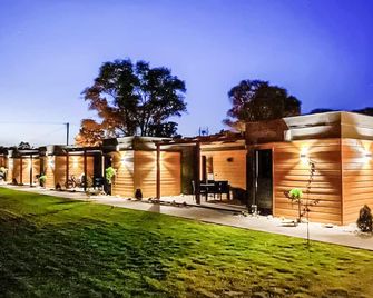 Stunning Home In Nowecin With Kitchen - Łeba - Gebäude