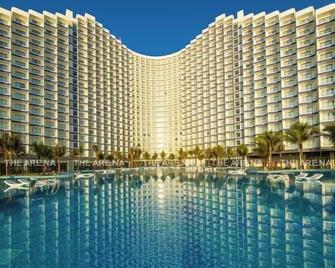 Cam Ranh Beach Resort near The Airport - Cam Ranh - Piscina