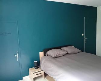 gîte appartement pour 2 à 6 personnes - Cruis - Habitación