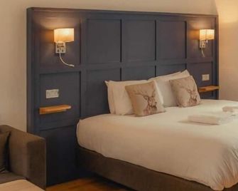 The Ballinluig Inn - Perth
