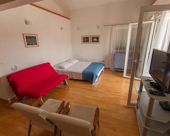 Cobra - Excellent Location - A4 - Tučepi - Slaapkamer