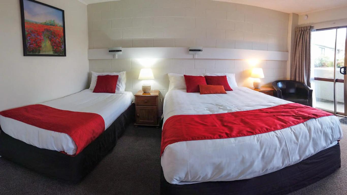 Fiesta Court Motel