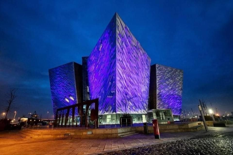 James Clow Bed & Breakfast - בלפאסט - בניין