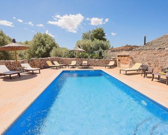 Soncaldes Vuit - Llucmajor - Basen