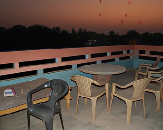 Mahamaya Paying Guest House - Varanasi - Balkon