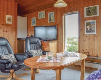 1 bedroom nice home in Ringkøbing - Ringkøbing - Wohnzimmer