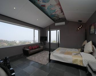 360 South, Khandala - לונאבאלה - חדר שינה
