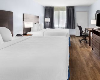 SureStay Plus by Best Western Beaumont - בומונט - חדר שינה