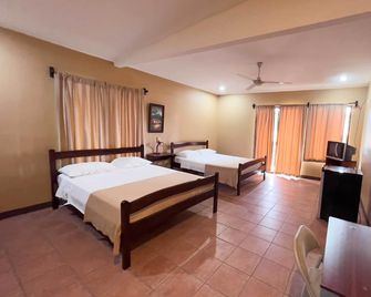 Hotel Belén Suites - Heredia - Спальня