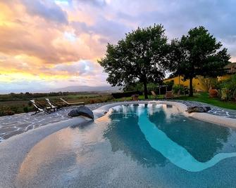 Il Nido di Gabbiano - Scarperia e San Piero - Piscina