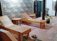 Seafront fully furnished beach house - Bayawan City - Patio