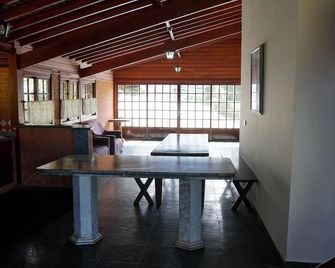 Casa em Condominio, Recanto do Jordao, Ofuro, Quadra de Tenis, Lareira, mt Verde - Pindamonhangaba - Bedroom