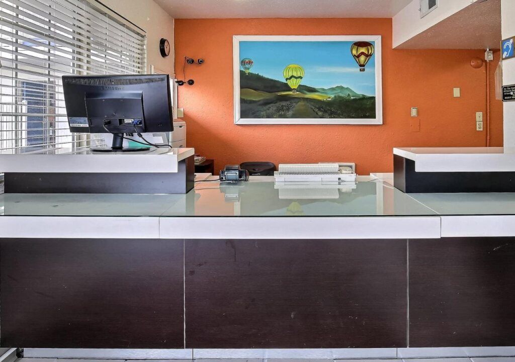 موتل 6 نابا، كاليفورنيا