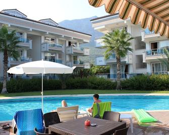 Tebriz Apart - Kemer - Pool