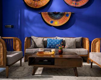 The Coffee City - Healing & Retreats - Buon Ma Thuot - Living room