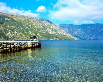 Step to Kotor bay St-oliv - Tivat