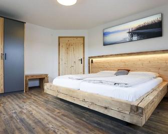 Ferienwohnung Beim Opa - Chieming - Schlafzimmer