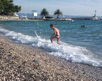 Apartments Villa Anna - Podstrana