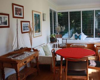 Explorers Lodge - New Norfolk - Jídelna