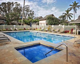 Clean, Conveniently Located Condo - Princeville - Pool