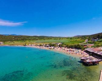 Apartments Seafront Jadranka (97311-A1) - Stara Novalja - island Pag - Novalja