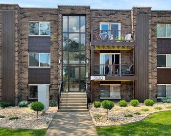 Rippey 101 · East Liberty 2 Bed - University, Bakery Square - بيتسبرغ - مبنى