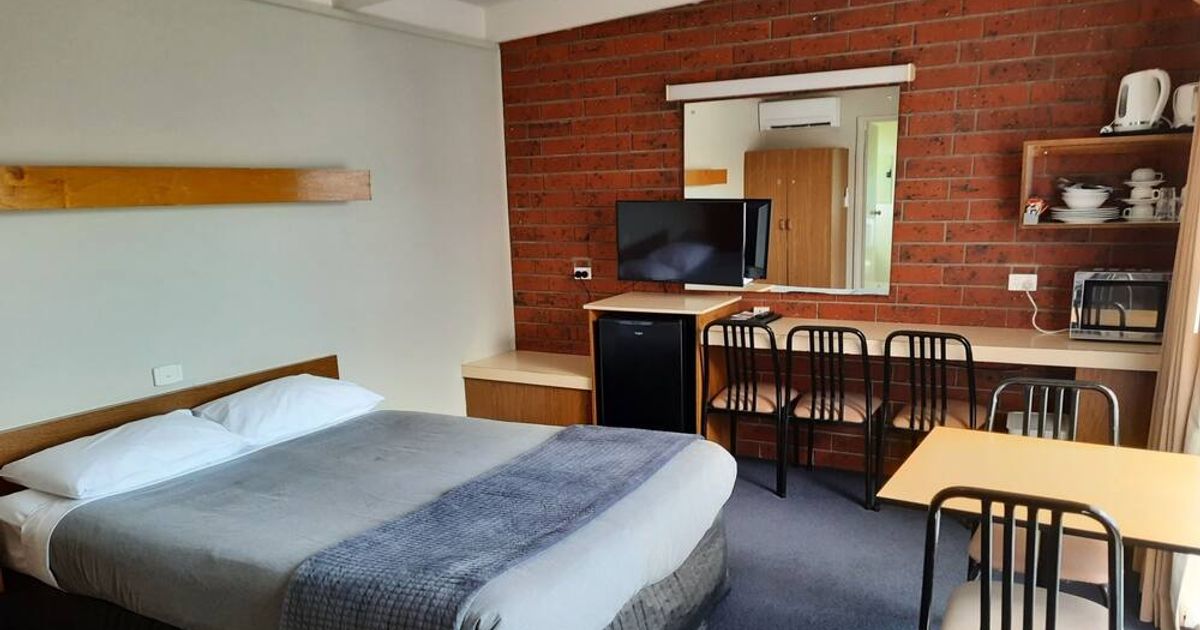 Abbotswood Motor Inn 117. Geelong Hotel Deals & Reviews KAYAK