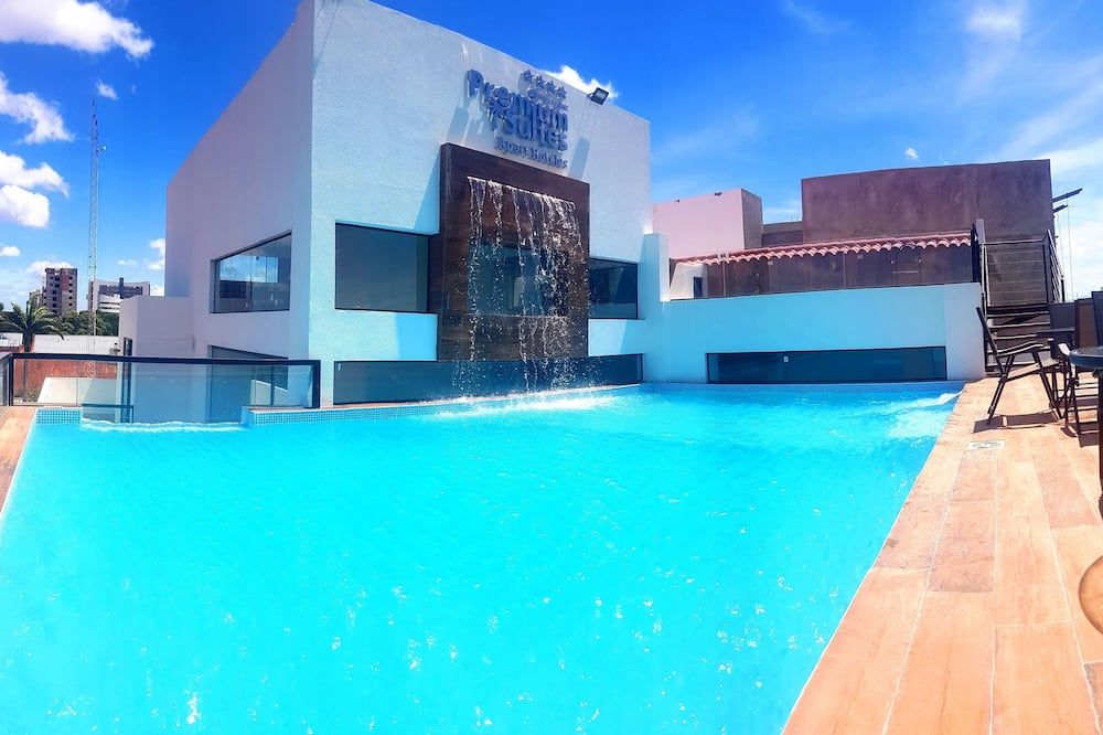 Premium Suites Deluxe Aparthotel Equipetrol thumbnail 3
