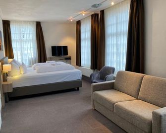 Horchem Hotel-Restaurant-Café-Bar - Monschau - Bedroom