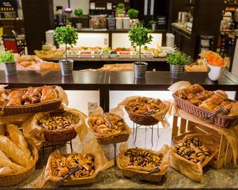 Park Inn by Radisson Sarvar Resort & Spa - Sárvár - Restaurante