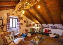 Sequoia Loft - Family Apartment Lago Maggiore - Trarego Viggiona - Wohnzimmer