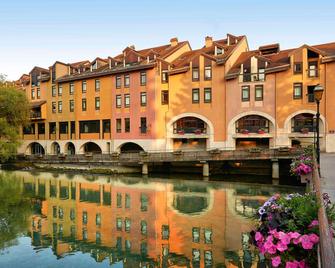 ibis Annecy Centre Vieille Ville - Annecy - Building