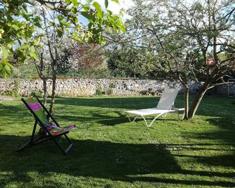 Cottage Between Beauval Zoo, Castles And Futuroscope - Chambourg-sur-Indre - Patio