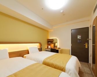 Hotel Sunroute Sopra Kobe Annesso - Kobe - Soverom
