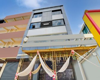 Super Townhouse Anisabad Near Mahavir Sansthan - باتنا - مبنى